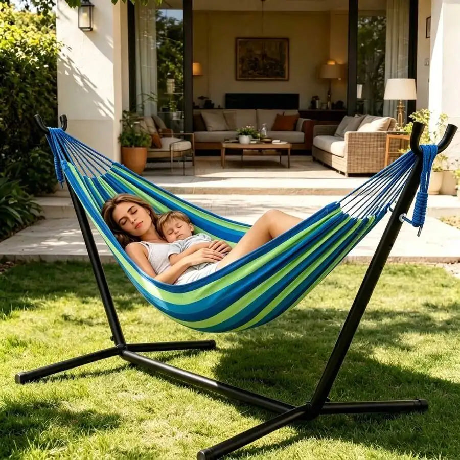 Comfortable Nylon Outdoor Hammock With Portable Steel Stand